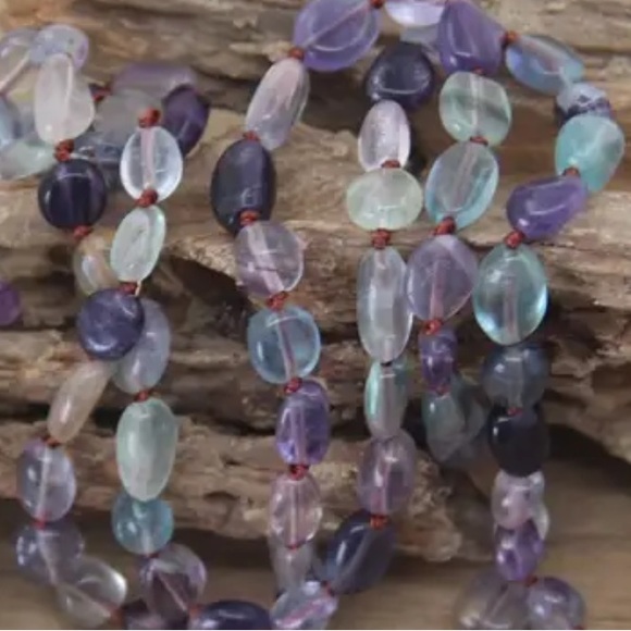 Gorgeous double point Crystal Fluorite necklace - Picture 4 of 8